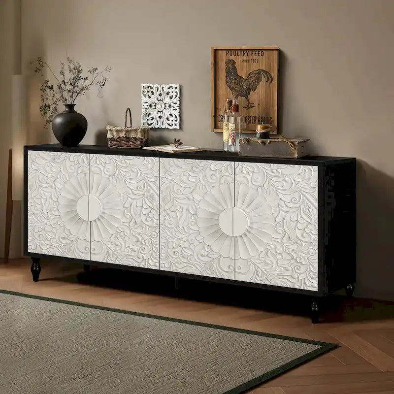 Meuble de rangement avec porte à motif symétrique sculpté
