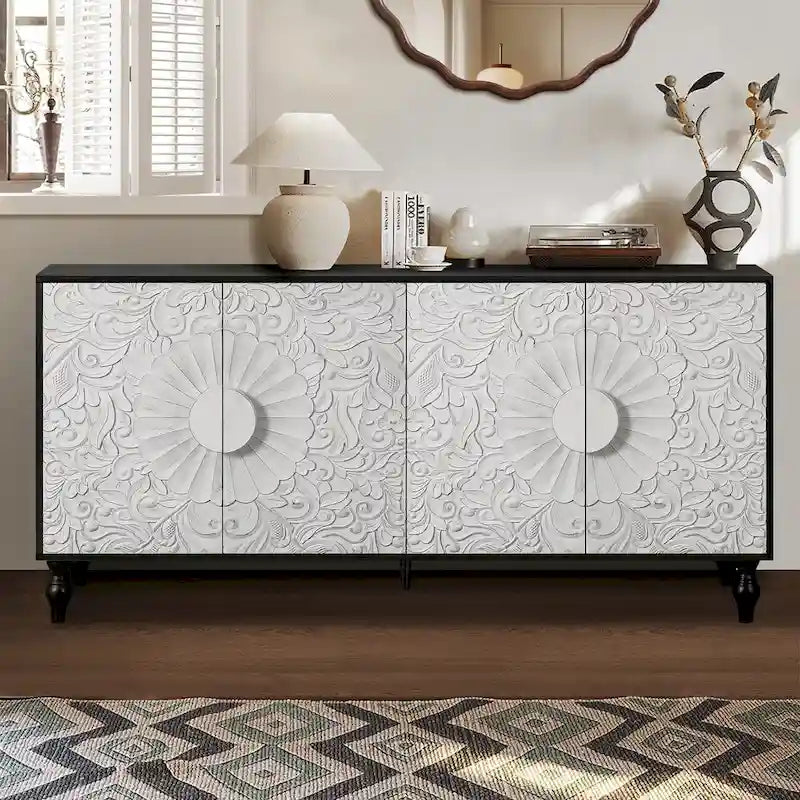 Meuble de rangement avec porte à motif symétrique sculpté